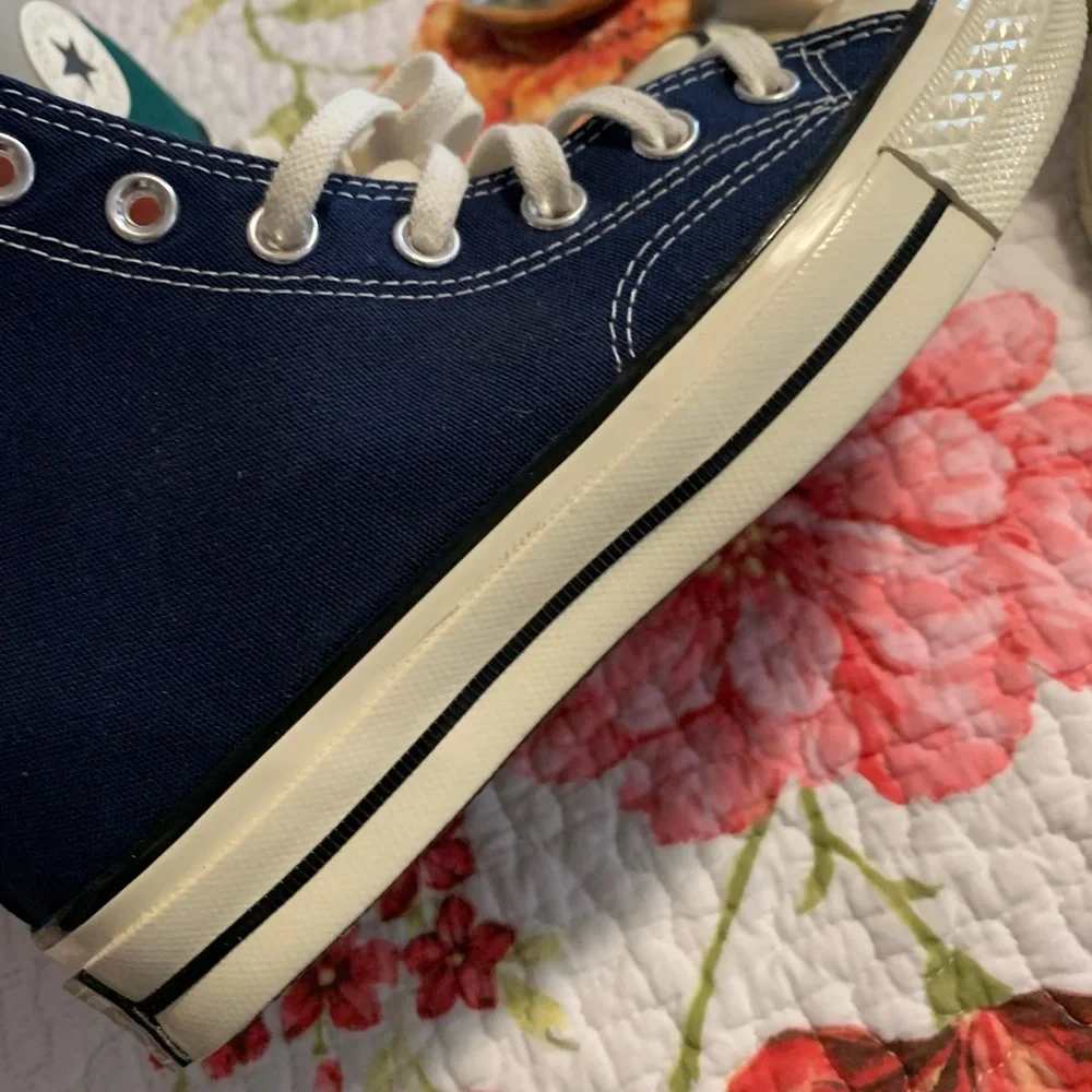 New Converse Sneakers - Picture 5 of 11